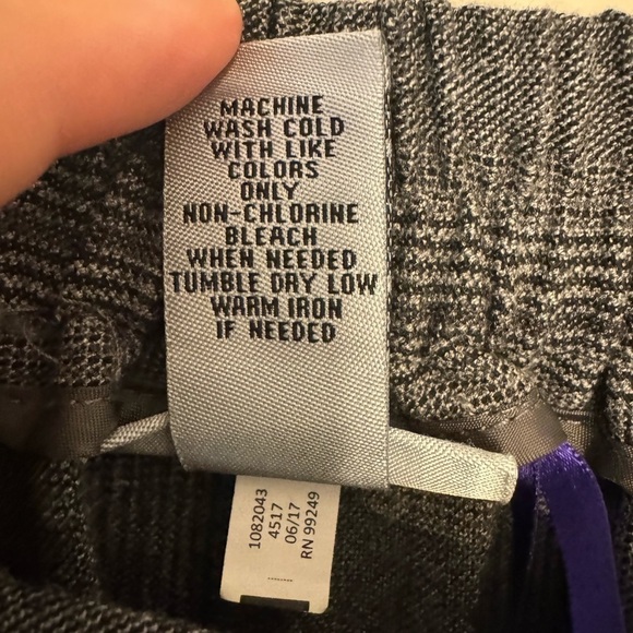 Catherines Gray Plaid Pull On Elastic Petite Pants Size OXWP 14-16WP - Picture 13 of 13